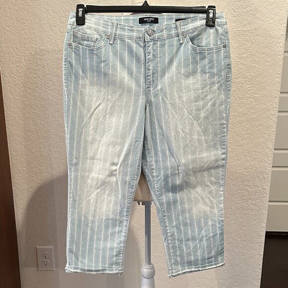 NINE WEST Chrystie Distressed Capri Jean - 14 - Picture 8 of 10